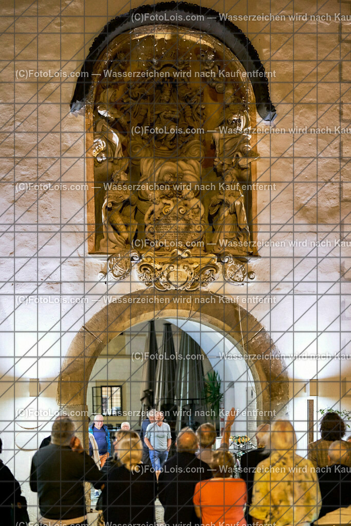 ALS2057_Jeanne de Ferrette_Maria Thron | (C)FotoLois.com, Alois Spandl, 700stes Hochzeitsjubiläum - Albrecht II. mit Johanna von Pfirt in Thann (FR) im März 2024. Empfang des Organistionskommitees aus der Region Ferrette (Pfirt)/Thann aus dem Elsass mit Empfang durch die Stadtgemeinde und Bezirkshauptmannschaft Scheibbs im Schloss Scheibbs und anschließender Kranzniederlegung in der Kartausenkirche über der Krypta des Gründerehepaares durch Mitglieder des Templer Ordens, Fr 22. September 2023.