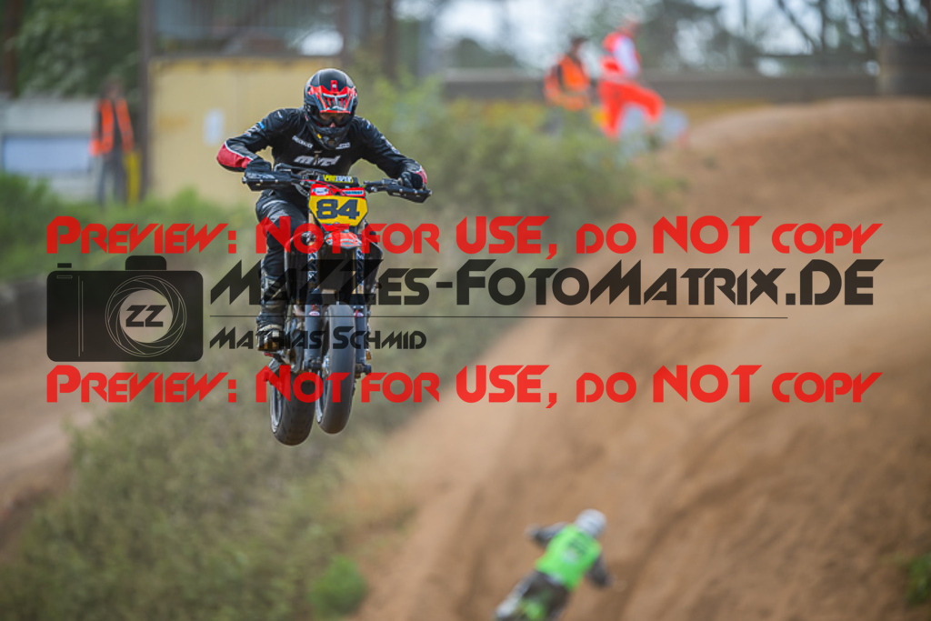 MaZZes_FotoMatrix_220529_7569 | Fotograf Mathias Schmid
Sportfotograf,
Eventfotograf,
Hochzeitsfotograf,
Portraitfotograf