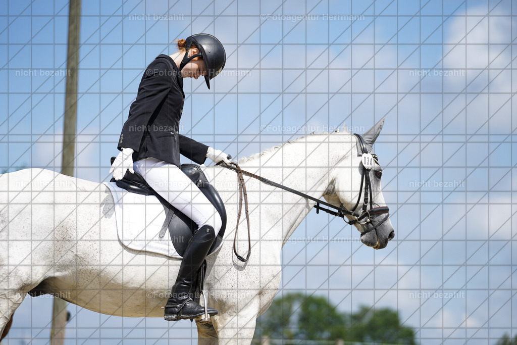 20230826-FAH05376 | Forstinning, 2023, Dressurturnier, Turniersportbilder, Turnierfotografen Bayern, Fotoagentur Herrmann, Reitsportfotografie, Turnierbilder