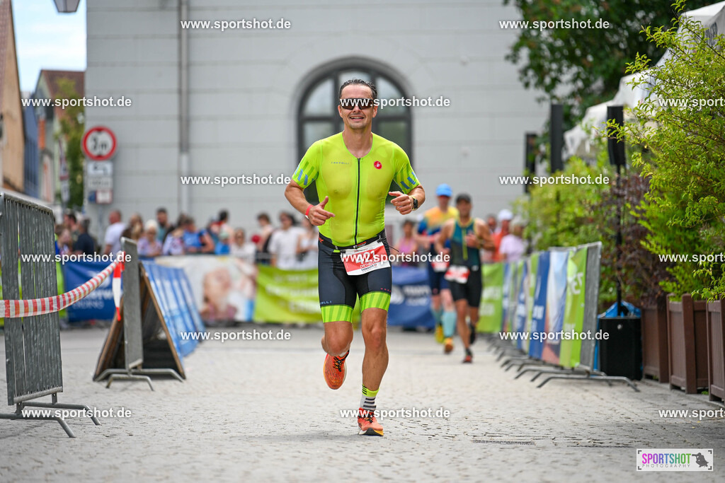 SZI_8614 | Stadttriathlon Erding 2025. #yourpictrs #sportshot_your_pictrs @Sportshotphotography #stadttriathlonerding Copyright: www.sportshot.de