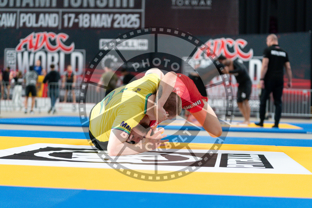 20250517PBB2092 | Athletes compete during the first day of the ADCC Amateur World Championship on May 15, 2025 in Warsaw, Poland. © Chiara Dazi / photoblackbelt