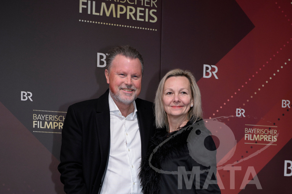 _DWI4622 | MATA IndoCon - Realisiert mit Pictrs.com