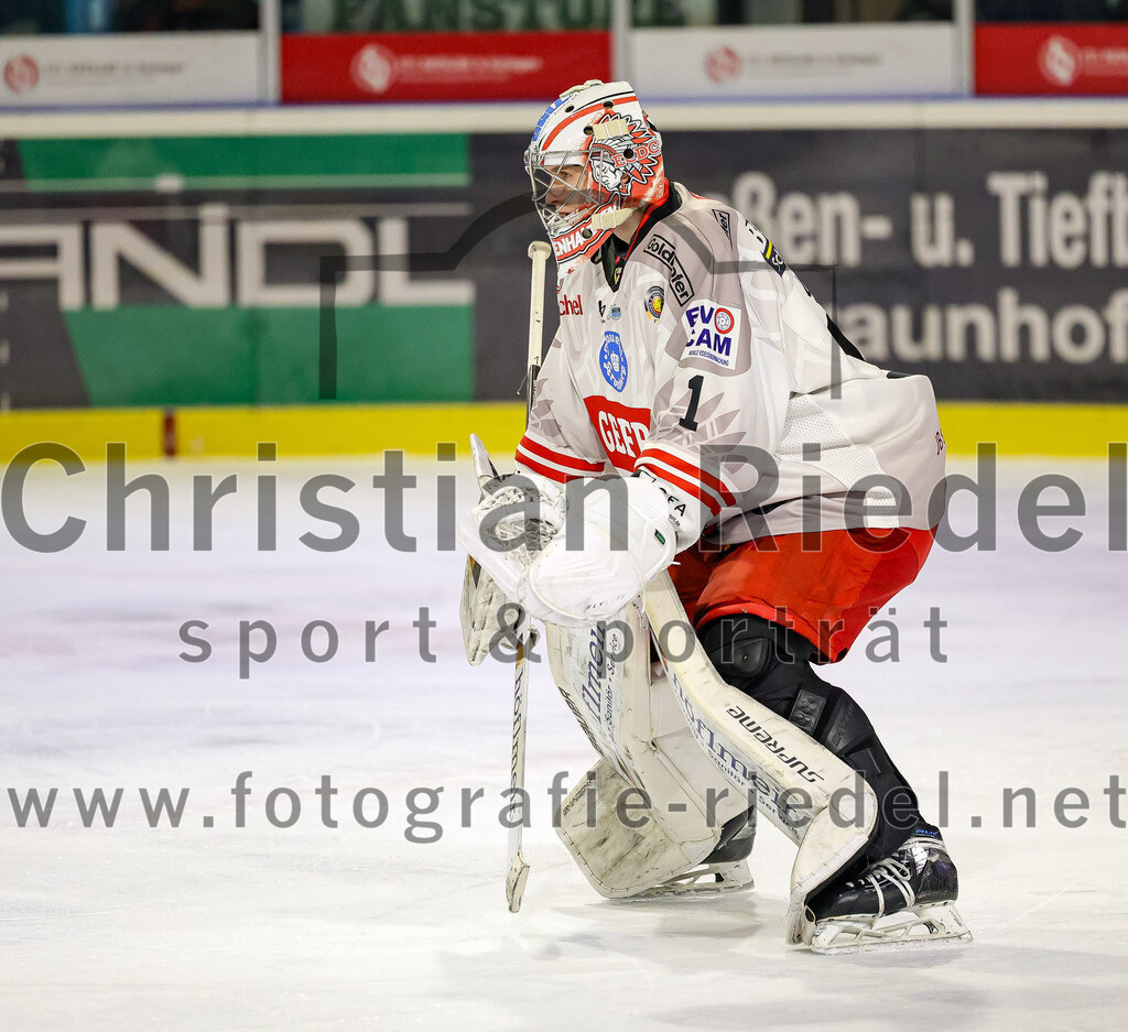 2026-02-08_098_TSV_Erding_gegen_ECDC_Memmingen_Indians | Erding, Deutschland, 08.02.2026:Eishockey, Oberliga Süd 2025 / 2026, 45. Spieltag, TSV Erding gegen ECDC Memmingen Indians, Endergebnis: Foto: Christian Riedel / fotografie-riedel.net