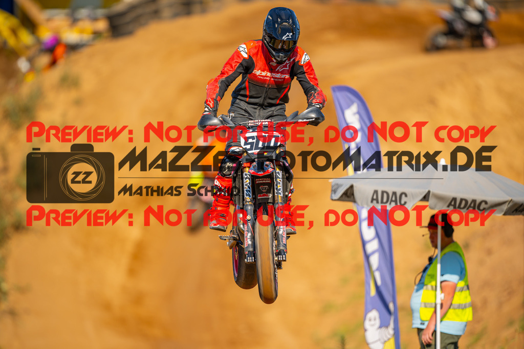 MaZZes-Fotomatrix-20260815-601926 | S2