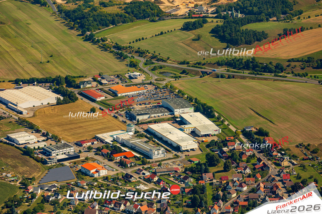 Luftaufnahme der Stadt Schwallungen - Die Luftaufnahme wurde 2025 vom UL-Flugzeug heraus erstellt ( keine Drohne ) - Hochauflösende Luftaufnahme - für professionelle Ausdrucke geeignet. Die Geschenkidee !Hier alle&nbsp;Infos zur Lizenzierung der LuftaufnahmeWir fliegen auch dieses Jahr wieder in Ihre Region um Luftbilder zu erstellen.- Luftbild anfragen