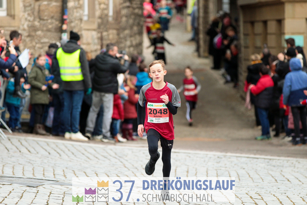 AOK JuniorCup 400m | 3Koenigslauf 2023 - Realisiert mit Pictrs.com