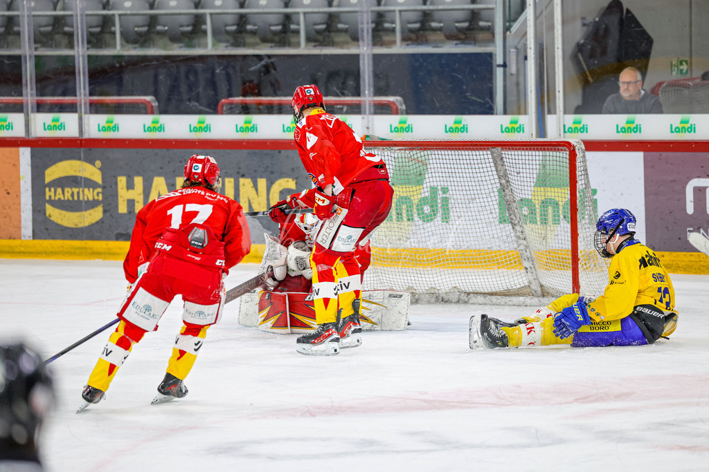 EHCB vs HCD-0783 | Sportbilder, Sportfotograf, Hochzeits- und Eventfotografin, Flugshows, Portraits und Tiershooting, Aviation, Downhill, Nationalleague, Swissleague, International