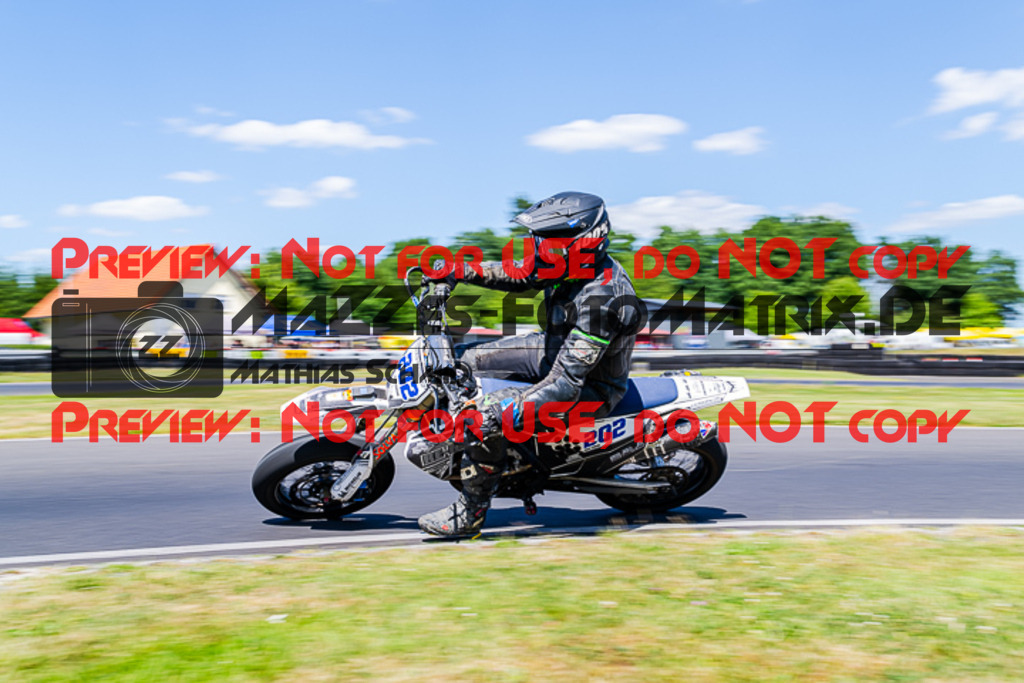 MaZZes_FotoMatrix_220702_1858 | S3