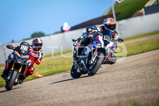 0100-260509DCB-004_100 | Deine Full-Service-Agentur für ✔️Videoproduktionen und ✔️Motorsportfotografie Jetzt Angebot anfragen!