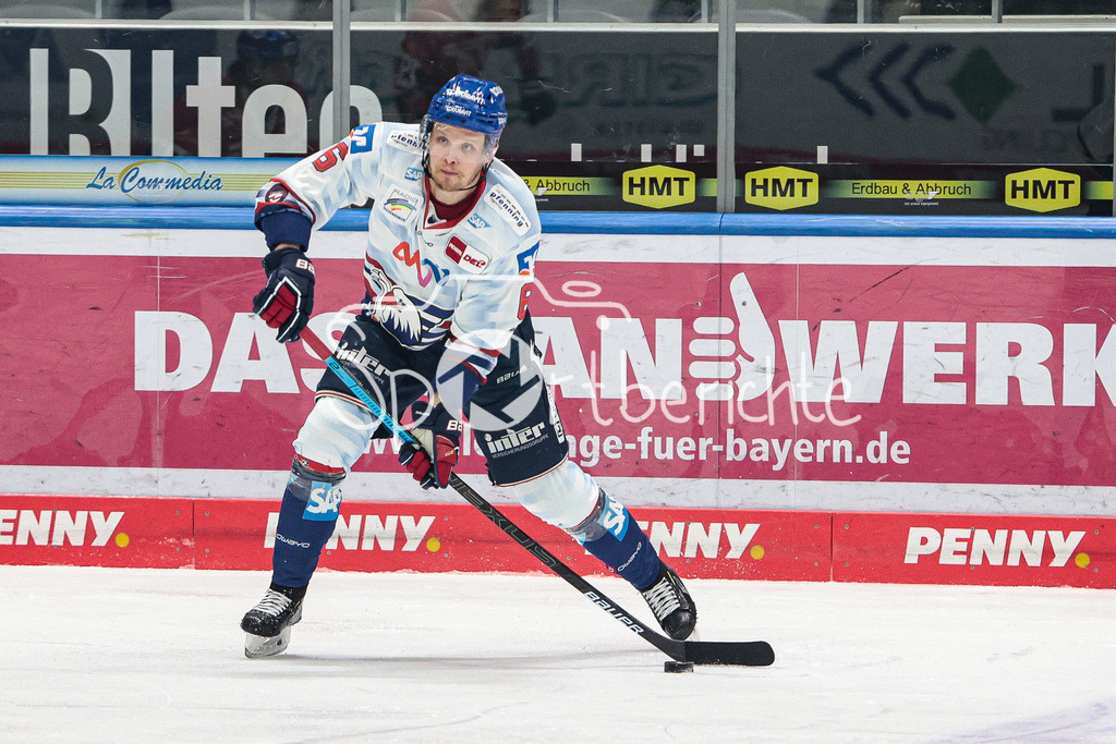 Augsburger Panther - Adler Mannheim | Joonas LEHTIVOURI (MAN #6) am Puck