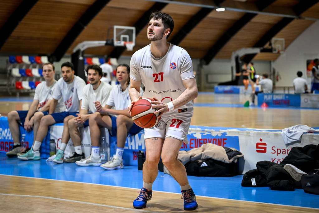 gml_047 | Fotos von Basketballspielen aus dem Raum NRW fotografiert von Gero Mueller-Laschet und Daniel Schaefer - Realisiert mit Pictrs.com