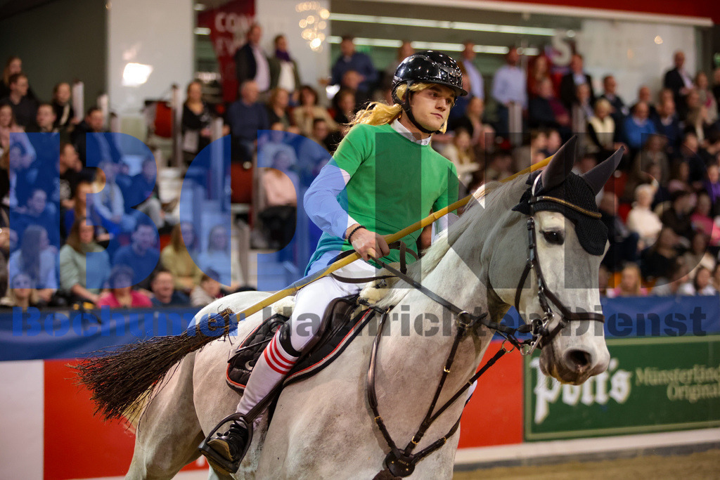 Agravis Cup 2024 - Kostuemspringen {date} -  | {headline}



(Foto: Sebastian Sendlak / BOND)

 - Realisiert mit Pictrs.com