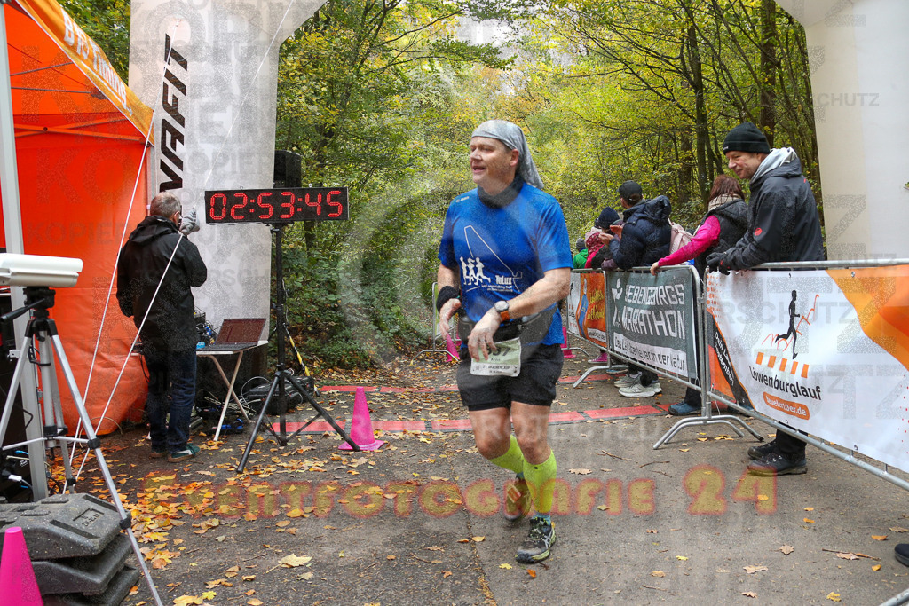 251026_1255_EX1_1893 | Sportfotografie im Rhein-Sieg Kreis, Köln, Bonn, NRW, Rheinland Pfalz, Hessen, etc. Unser Tätigkeitsfeld umfasst den Laufsport vom Volkslauf über den Marathon, Duathlon, Triathon bis zum Ultralauf wie Kölnpfad Ultra oder Schindertrail.