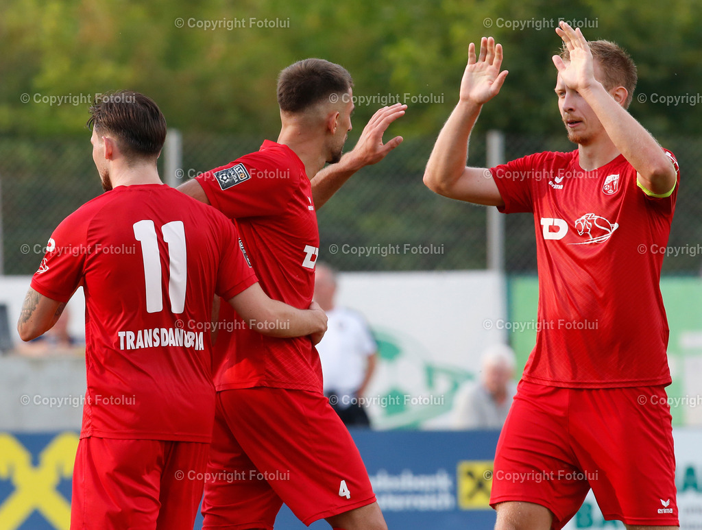 A_LUI_16082025_29 | SPORT,FUSSBALL,LT1 OOE LIGA ASKOE OEDT 1B-SPG ALGENMAX PREGARTEN 16.08.2025 IM BILD:FLORIAN AIGNER UND FLORIAN FELLINGER JUBELB MIT TORSCHUETZEN JOVAN PETROVIC  (ALLE OEDT 1B) FOTO :FOTOLUI