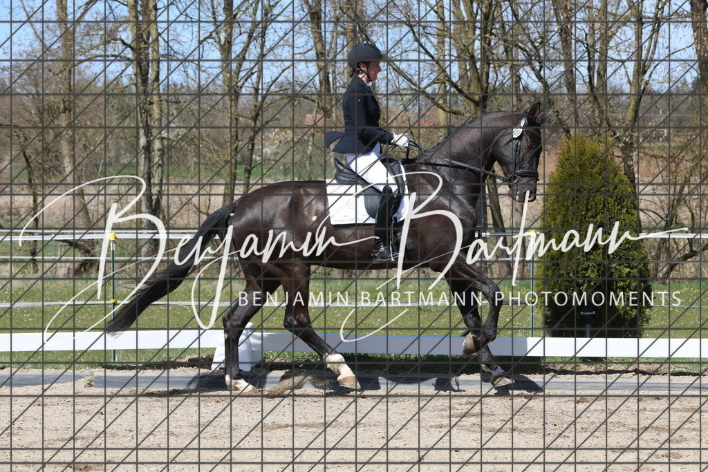 AZ2A4200 | Benjamin Bartmann Photomoments