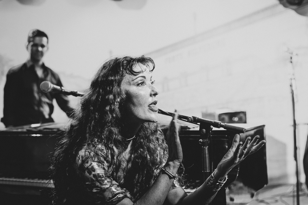 Maria Markesini Konzert | Maria Markesini meets Klazz Brothers im Forte Belvedere Leisnig zum Festival Hallo Leisnig 2022. - Realisiert mit Pictrs.com