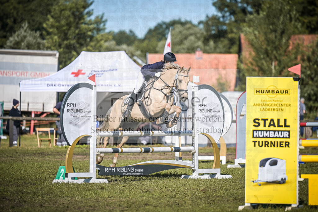 DOS_1651 | Entdecke hochwertige Reitturnierfotos von Foto Oger. Professionell, emotional und authentisch – jetzt Lieblingsmomente im Shop bestellen.Deutschlandweite Turnierfotografie. - Realisiert mit Pictrs.com