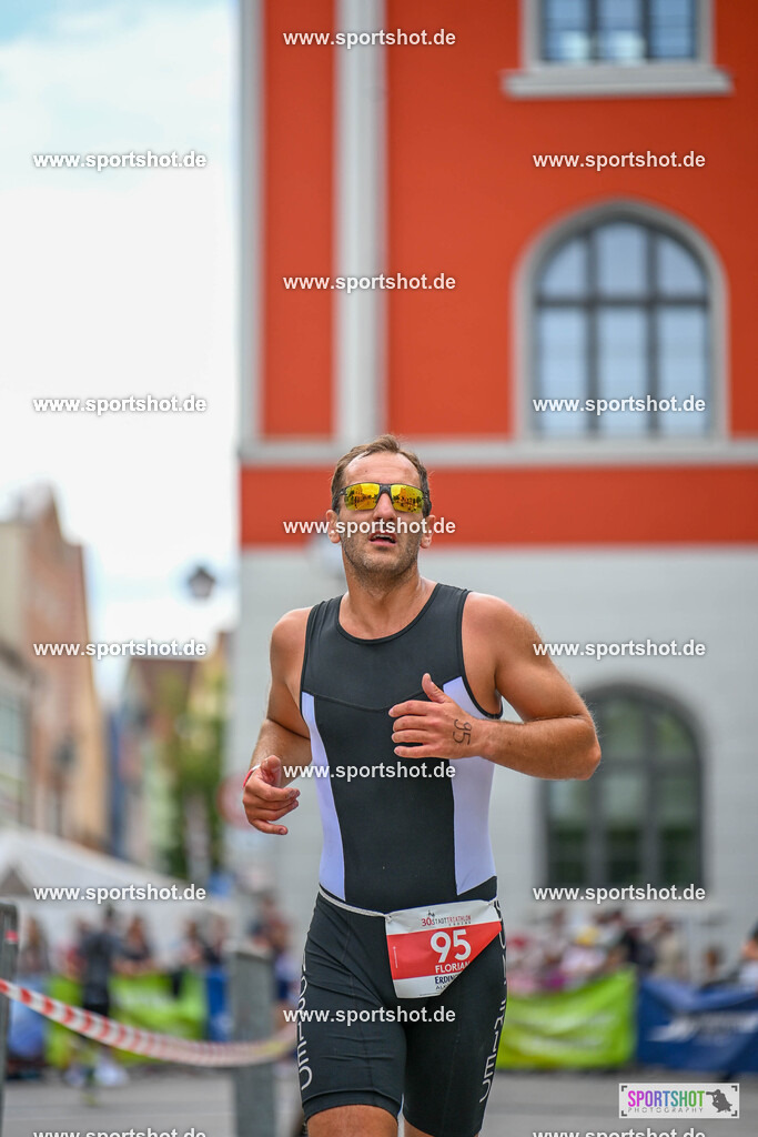 SZI_6129 | Stadttriathlon Erding 2025. #yourpictrs #sportshot_your_pictrs @Sportshotphotography #stadttriathlonerding Copyright: www.sportshot.de