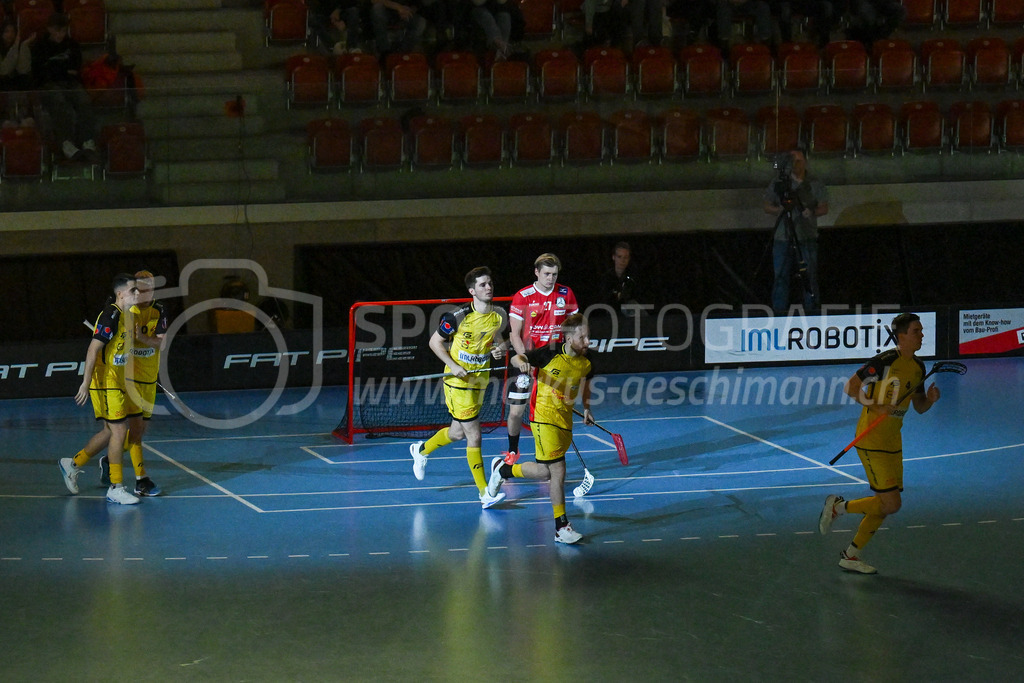 HC Rychenberg vs Basel Regio - 19. November 2022 | HC Rychenberg vs Basel Regio
AXA Arena, Winterthur
Noah Püntener (#19 HC Rychenberg) erzielt das 6:2.
Bild: Sportfotografie Markus Aeschimann | www.markus-aeschimann.ch - Realisiert mit Pictrs.com