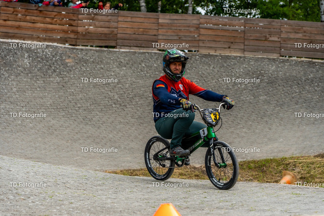 BayBMX2026-04919 | Fotogalerie von Thomas Dettweiler mit Eventbildern und lizenzfreien Fotos. Perfekt als Wandbild, für Büro, Website oder private Nutzung. - Realisiert mit Pictrs.com
