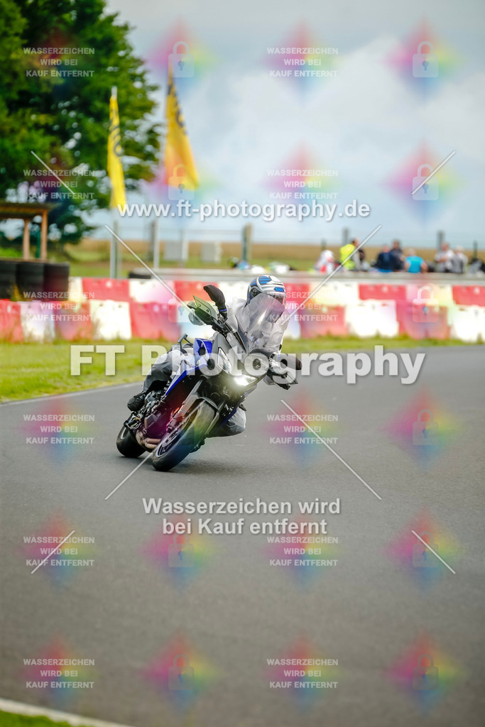 VBK-4442 | Hier findet Ihr Bilder von Touristenfahrten auf der Nürburgring Nordschleife oder von anderen Veranstaltungen die ich besucht habe. Viel Spass beim Durch Schauen 