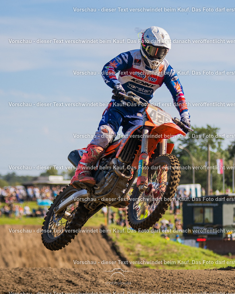 09_21_LM_Schenkenhorst-9200 | Sportfotografin aus Berlin-Brandenburg mit Fokus auf Motocross. Ich halte deine sportliche Leistung und echte Emotionen auf und neben der Strecke professionell fest. Entdecke die Fotos von deinem Rennen und bestelle sie direkt hier im Shop.