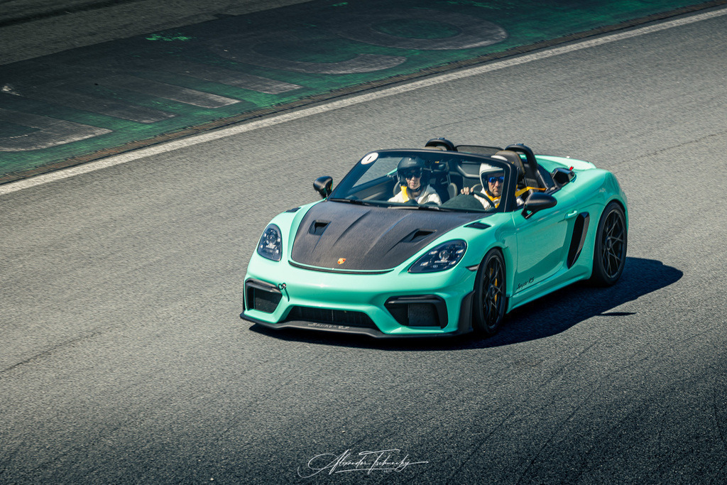 R6AT3763 _Alexander Tschuncky | Entdecken Sie die faszinierende Welt von Alexander Tschuncky Arts: Kreative Fotografie, atemberaubende Automobilkunst und hochwertiger Bilderdruck. Lassen Sie sich inspirieren! - Realisiert mit Pictrs.com