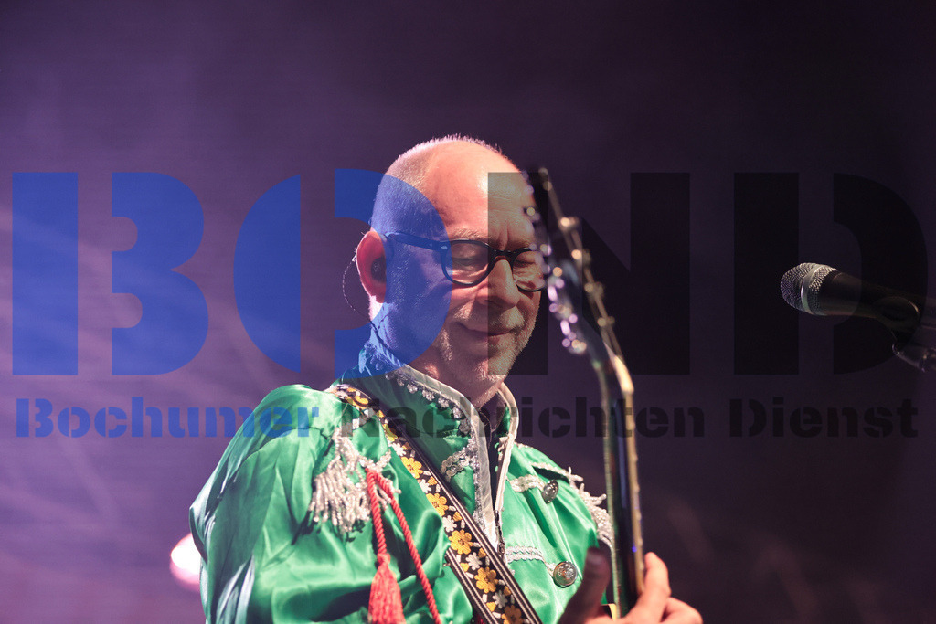 SES_GEBZFR20250828-24 | bond - Realisiert mit Pictrs.com