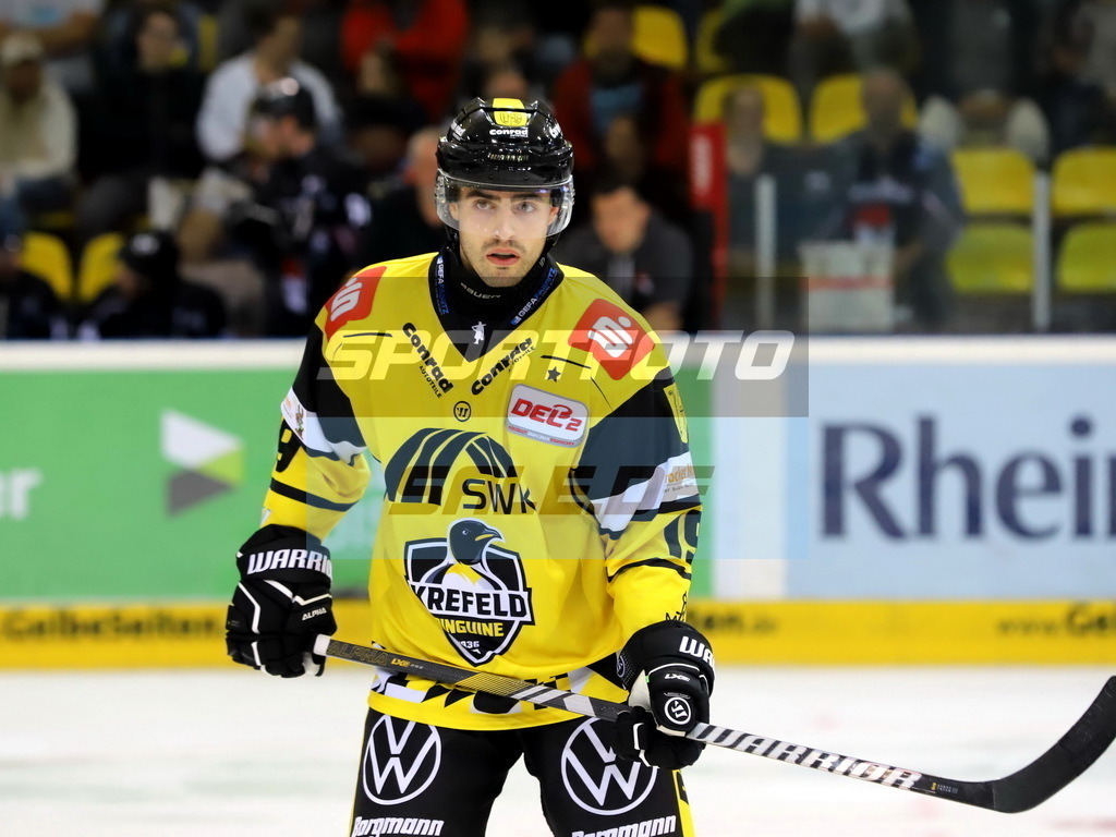 Philipp Kuhnekath - KEV | Philipp Kuhnekath - KEV - Realisiert mit Pictrs.com