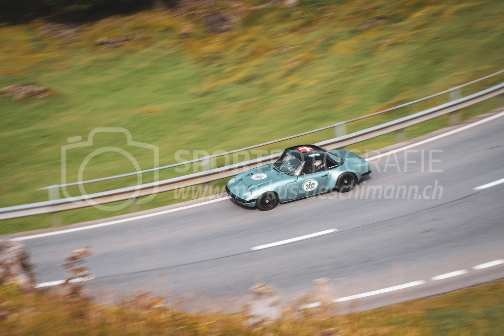 21. Arosa ClassicCar 2025 - 7. =September= 2025 | Edy Schorno aus Küssnacht am Rigi (SUI) in einem Lotus Elan S4R aus dem Jahre 1969 mit Startnummer 302 am Arosa ClassicCar 2025 in der Kategorie Sport Trophy..@arosaclassiccar, @arosa.official, #arosaclassiccar, #arosa, #76curves, #classiccarBild: Sportfotografie Markus Aeschimann | www.markus-aeschimann.ch - Realisiert mit Pictrs.com
