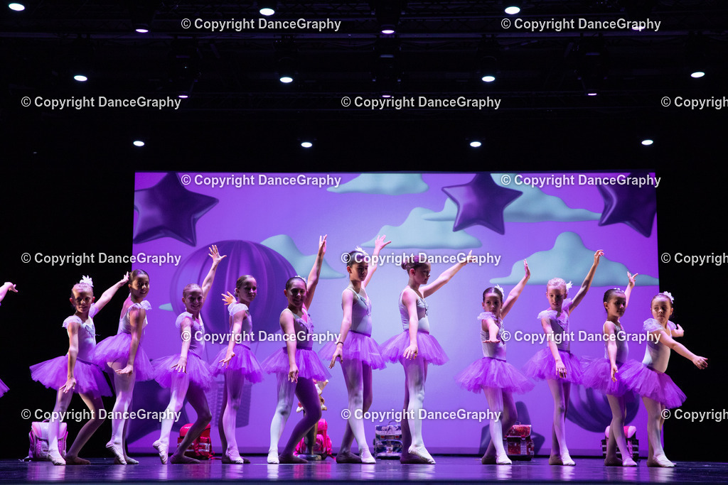 GPHY6021 | DanceGraphy - Realisiert mit Pictrs.com