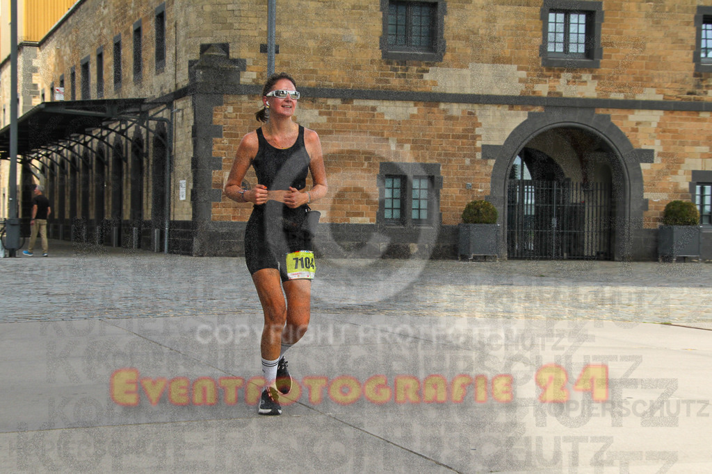 250920_1336_EV4_6253 | Sportfotografie im Rhein-Sieg Kreis, Köln, Bonn, NRW, Rheinland Pfalz, Hessen, etc. Unser Tätigkeitsfeld umfasst den Laufsport vom Volkslauf über den Marathon, Duathlon, Triathon bis zum Ultralauf wie Kölnpfad Ultra oder Schindertrail.