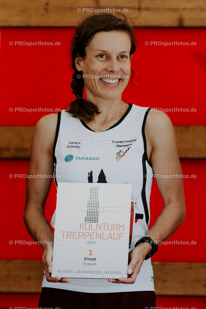 240825_Treppenlauf-276 | Professionelle Fotos Ihrer Laufsportveranstaltung.