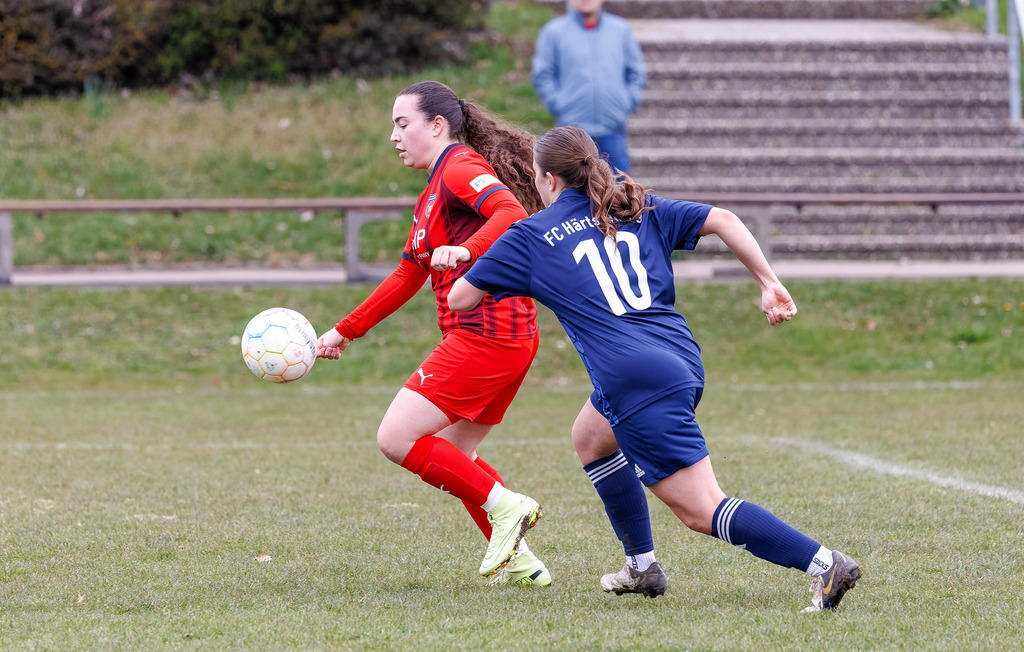 HÄRFCH_260404_3-30 | FC Härtsfeld 03 vs. 1.FC Heidenheim 1846 II, Fußball, Frauen, Bezirksliga, 2025/2026, 11. Spieltag, 04.04.2026 in Dunstelkingen (Foto: Michael Bulling) - Realisiert mit Pictrs.com