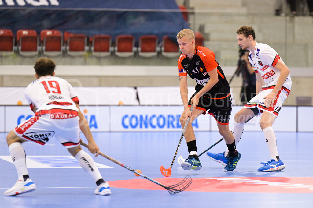 HC Rychenberg vs. Floorball Köniz - 28. August 2022 | HC Rychenberg vs. Floorball Köniz
AXA Arena, Winterthur
Markus Lindgjerdet (#10 HC Rychenberg)
Bild: Sportfotografie Markus Aeschimann | www.markus-aeschimann.ch - Realisiert mit Pictrs.com