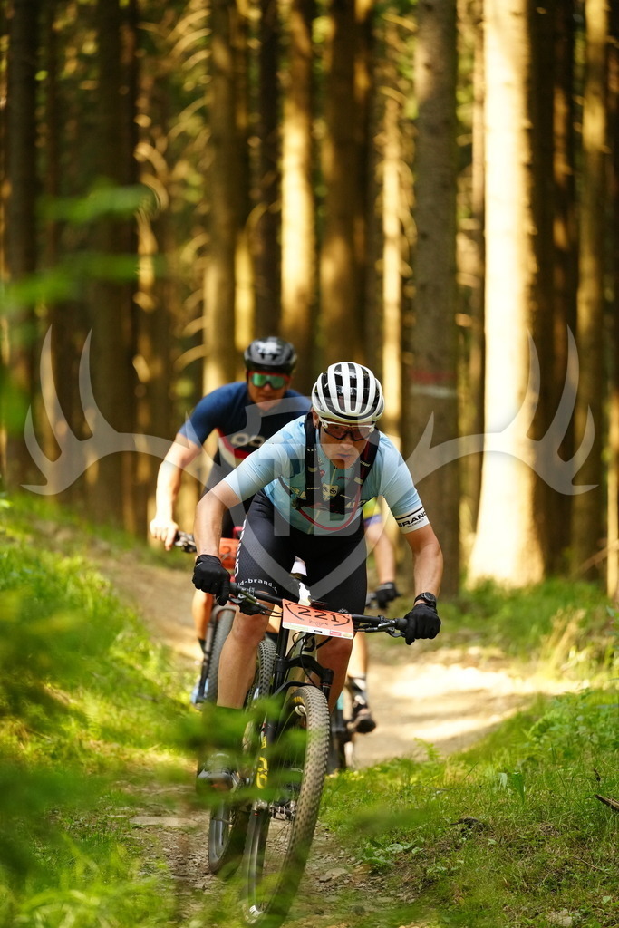 FC102935 | Fotogalerie der Treibjagd im Dunkelwald - Dein MTB Etappenrennen im Erzgebirge - Realisiert mit Pictrs.com