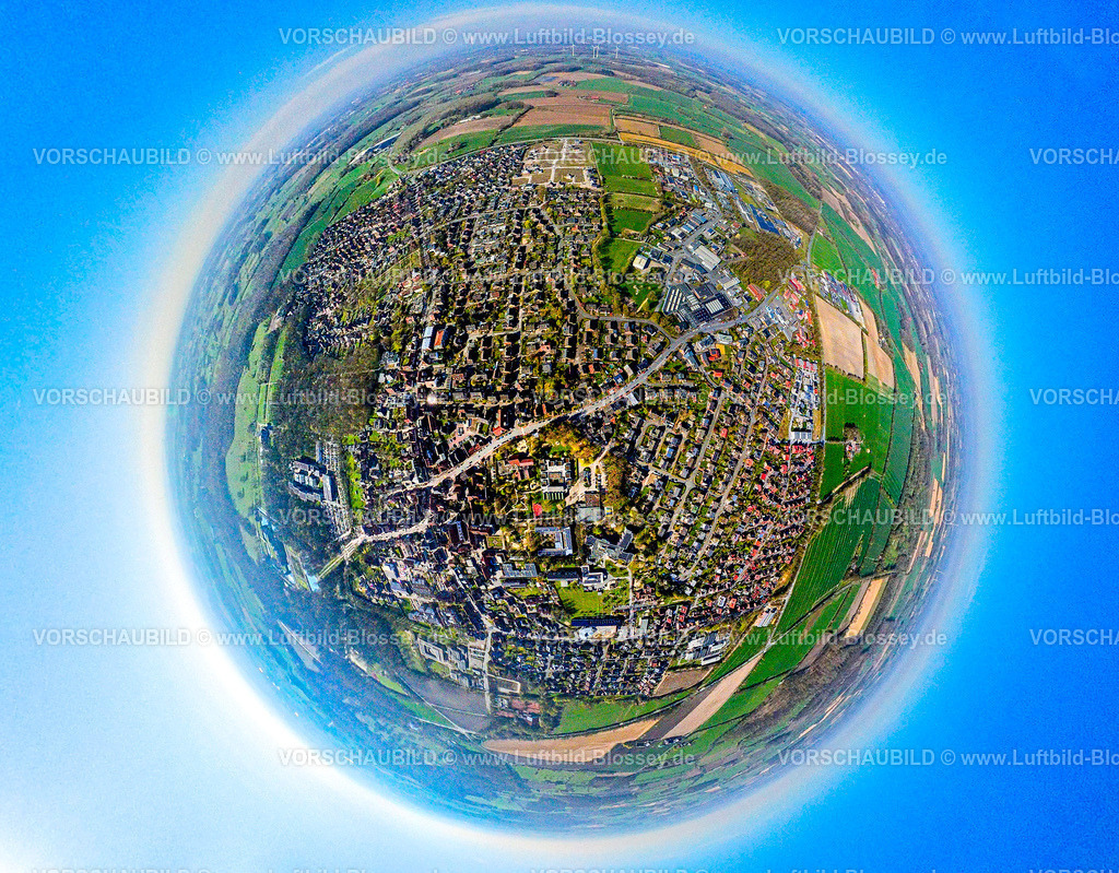 Nordkirchen250490026Mitte | Luftbild, Wohngebiet Ortsansicht Nordkirchen Zentrum Mitte, Gewerbegebiet an der Cappenberger Straße, Erdkugel, Fisheye Aufnahme, Fischaugen Aufnahme, 360 Grad Aufnahme, tiny world, little planet, fisheye Bild, Südkirchen, Nordkirchen, Ruhrgebiet, Nordrhein-Westfalen, Deutschland