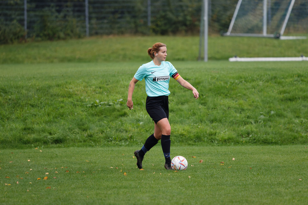SVWFCH_250927_6381 | Fotopresso – Sportfotografie in Heidenheim & Umgebung. Professionelle Sportfotografie für unvergessliche Momente. Dynamische Action-Shots, emotionale Szenen & hochwertige Bilder. - Realisiert mit Pictrs.com