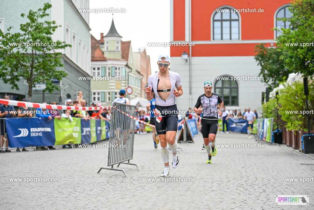 SZI_6027 | Stadttriathlon Erding 2025. #yourpictrs #sportshot_your_pictrs @Sportshotphotography #stadttriathlonerding Copyright: www.sportshot.de