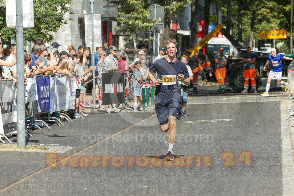 250621_1040_EX1_2075 | Sportfotografie im Rhein-Sieg Kreis, Köln, Bonn, NRW, Rheinland Pfalz, Hessen, etc. Unser Tätigkeitsfeld umfasst den Laufsport vom Volkslauf über den Marathon, Duathlon, Triathon bis zum Ultralauf wie Kölnpfad Ultra oder Schindertrail.