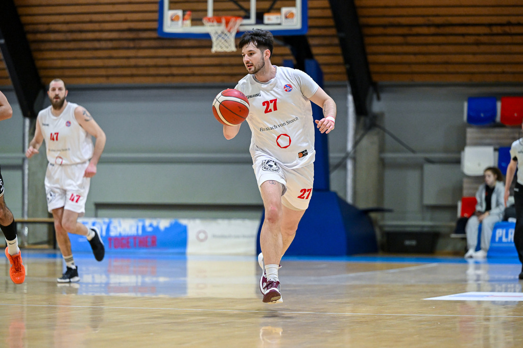 gml_020 | Fotos von Basketballspielen aus dem Raum NRW fotografiert von Gero Mueller-Laschet und Daniel Schaefer - Realisiert mit Pictrs.com
