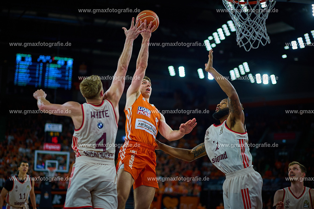 GER, ratiopharm ulm gegen FC Bayern, Basketball, 2. PlayOff, Finale, EasyCredit Bundesliga, Spielzeit 2024/2025, 18.06.2025 | Justinian Jessup (ratiopharm ulm, #10)GER, ratiopharm ulm gegen FC Bayern, Basketball, 2. PlayOff, Finale, EasyCredit Bundesliga, Spielzeit 2024/2025, 18.06.2025Foto: Eibner-Pressefoto/Gerald Oelze-de Stoppany