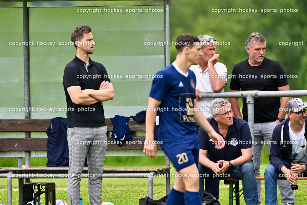 ATUS Velden vs. VST Völkermarkt | Headcoach ATUS Velden Marcel Günther Kuster, #20 Alessandro Kiko ATUS Velden, ATUS Velden vs. VST Völkermarkt, ATUS Velden vs. VST Völkermarkt am 30.05.2024 in St. Egyden (Sportpark St. Egyden), Austria, (Photo by Bernd Stefan)