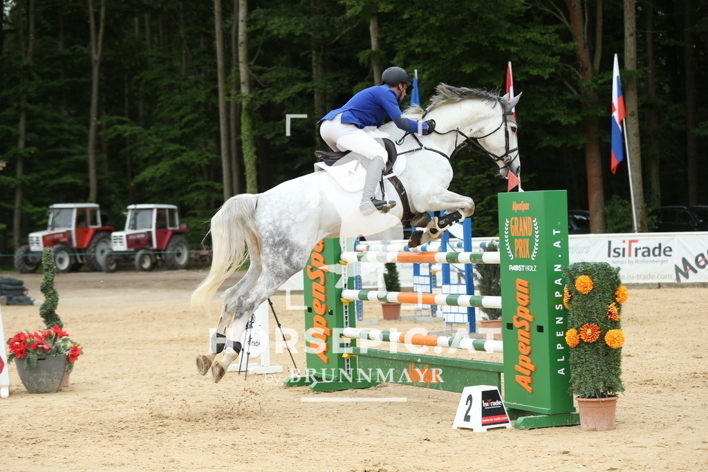 DL2Q3296 | Willkommen bei Brunnmayr - Design & Fotografie – Ihrem Spezialisten für Reitturniere und Pferdeveranstaltungen in Oberösterreich, Salzburg und Bayern! Seit über 17 Jahren sind wir leidenschaftlich dabei.