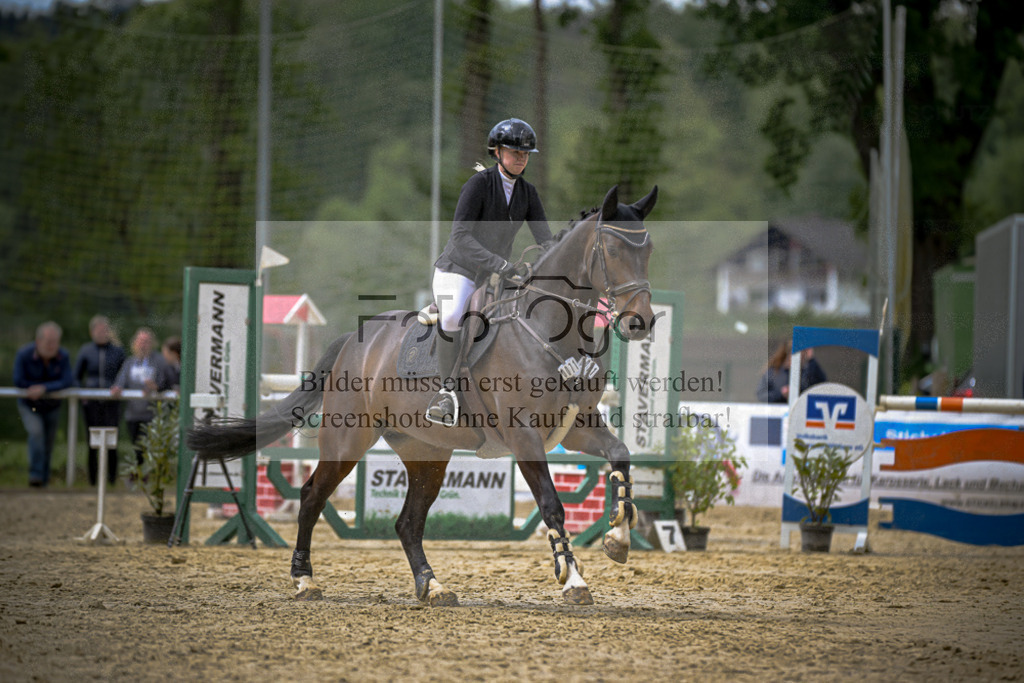 20240505-DOS_0849 | Entdecke hochwertige Reitturnierfotos von Foto Oger. Professionell, emotional und authentisch – jetzt Lieblingsmomente im Shop bestellen.Deutschlandweite Turnierfotografie. - Realisiert mit Pictrs.com