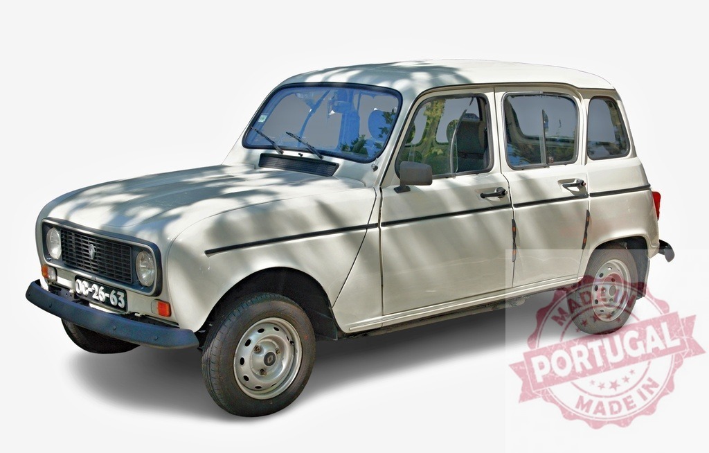 White Renault 4L parking under tree shade | Classic white Renault 4L parked under the shade of a tree, offering a nostalgic glimpse into automotive history - Realisiert mit Pictrs.com