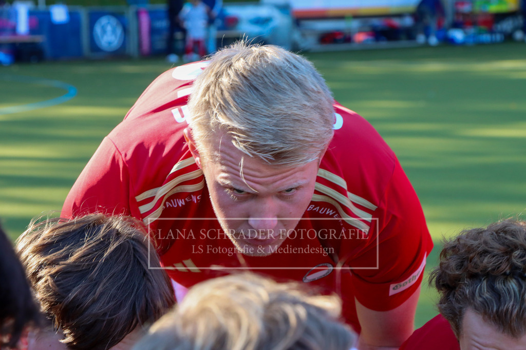 Herren Bundesliga Rot-Weiss Köln - Mannheimer HC 03.11.24 Köln_14 | lanaschraderfotografie - Realisiert mit Pictrs.com