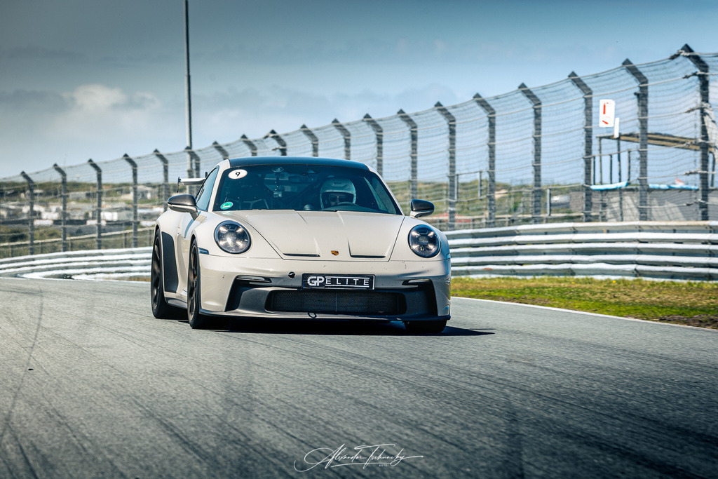 R6AT3848 _Alexander Tschuncky | Entdecken Sie die faszinierende Welt von Alexander Tschuncky Arts: Kreative Fotografie, atemberaubende Automobilkunst und hochwertiger Bilderdruck. Lassen Sie sich inspirieren! - Realisiert mit Pictrs.com