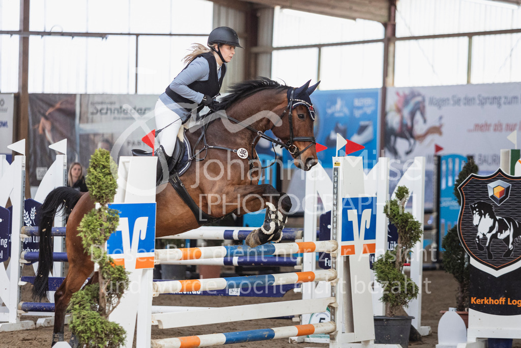 250322_HF-Schwarzenmoor_A2-Spr-118 | Deine schönsten Turniermomente als professionelle Fotos! Entdecke hochwertige Pferdesport-Fotografie im Online-Shop. Jetzt Fotos finden & bestellen!