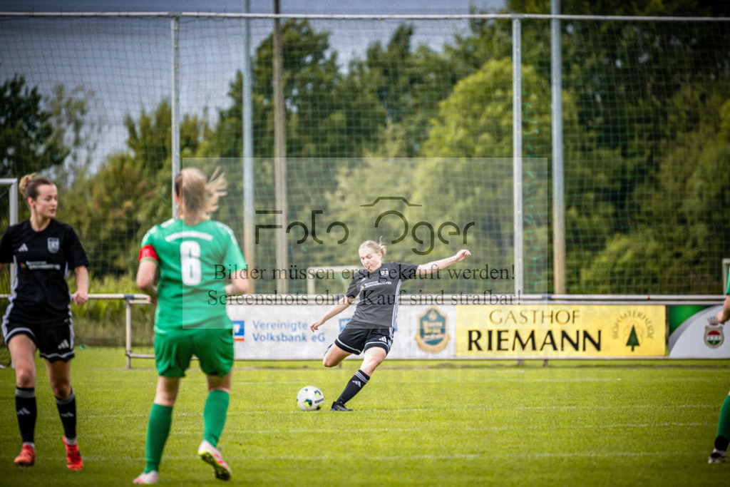 SG Bohmte/Ostercappeln/Schwagstorf - SG Hollenstede / Schwagstorf | Fr.-BZL Weser-Ems Süd · 1. Damen - SG Hollenstede / Schwagstorf · Sportplatz - Realisiert mit Pictrs.com